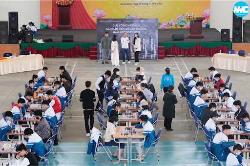 Giải Vô địch cờ vua cá nhân nam nữ cấp trường lần đầu tiên tại THPT Chuyên Nguyễn Trãi